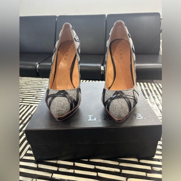 Authentic L.A.M.B. Women's Gray Peep Toe Heels-Retails $295 - Picture 1 of 9
